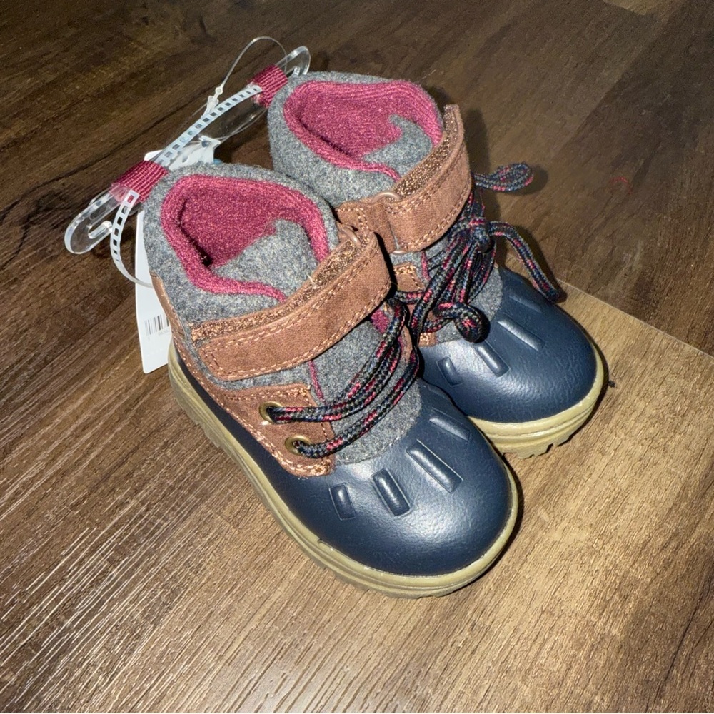 NWT Carter’s Toddler Duck Boots Navy & Brown
